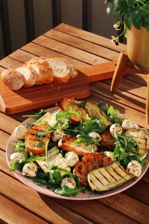 Постер товара: Книга «Салатный гайд»