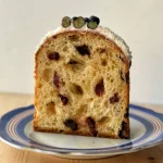 Пасхальный кулич на банановом пюре с клюквой, шоколадом и ароматной пропиткой